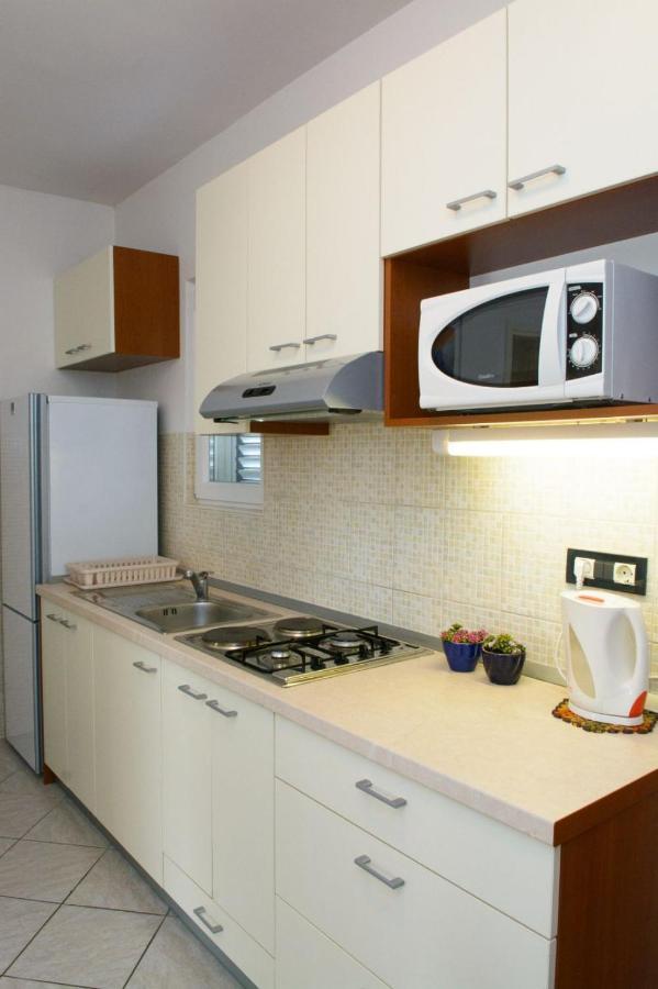 Apartments Marija - By The Sea Rogoznica  Dış mekan fotoğraf