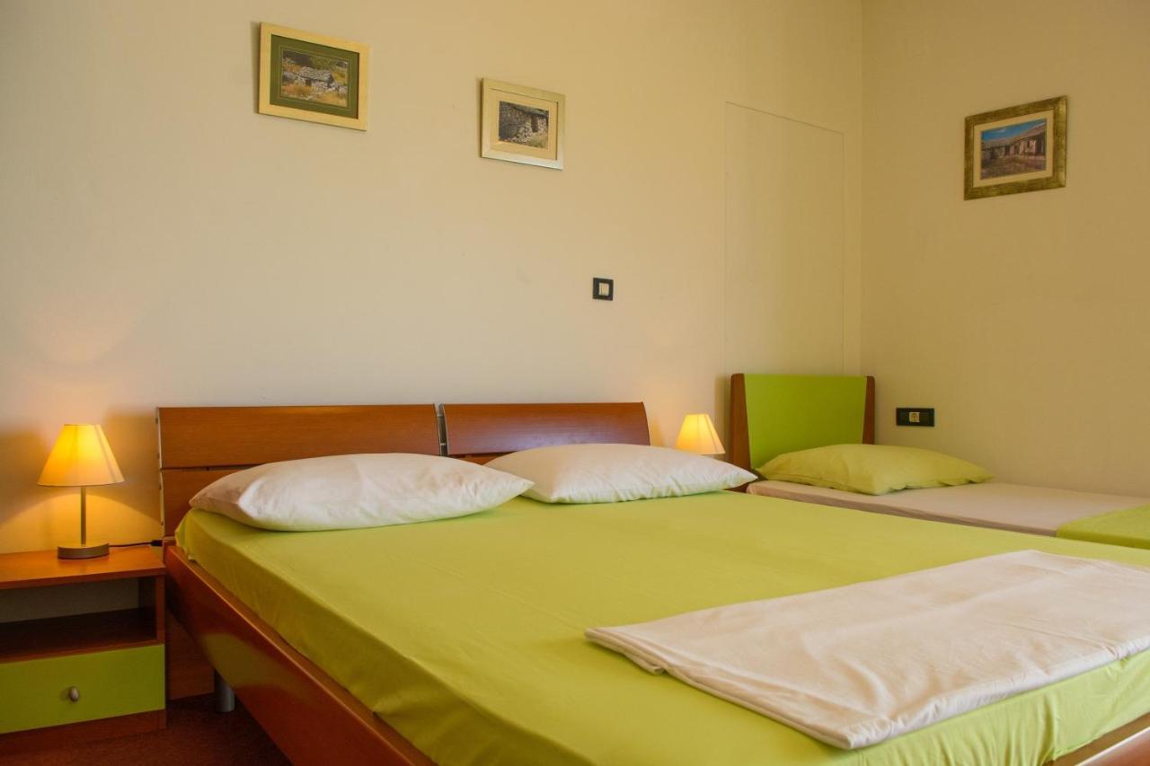 Apartments Marija - By The Sea Rogoznica  Dış mekan fotoğraf