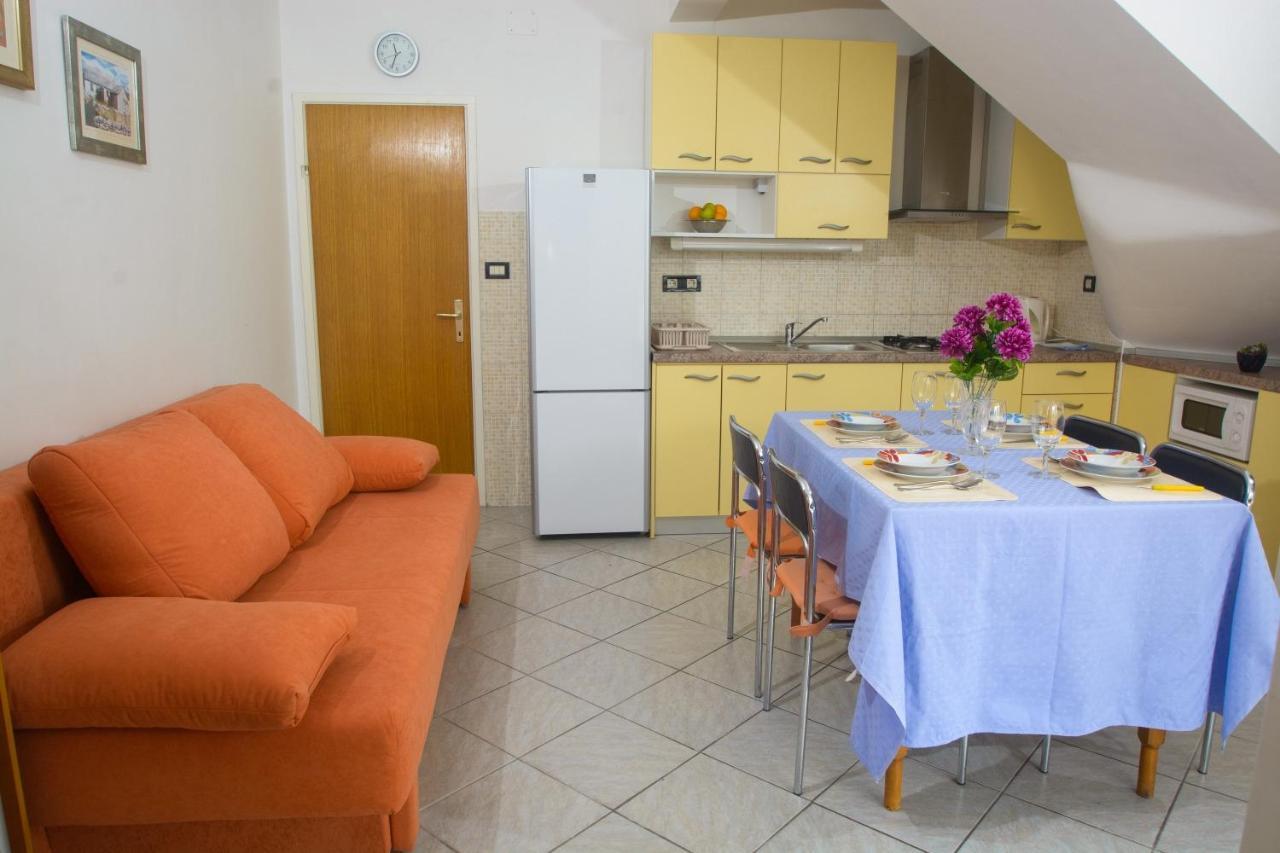 Apartments Marija - By The Sea Rogoznica  Dış mekan fotoğraf